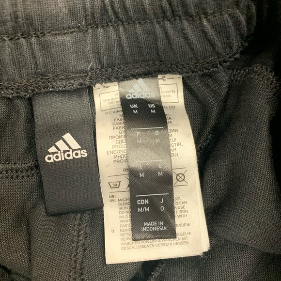 Men’s Adidas pants - Picture 2 of 3